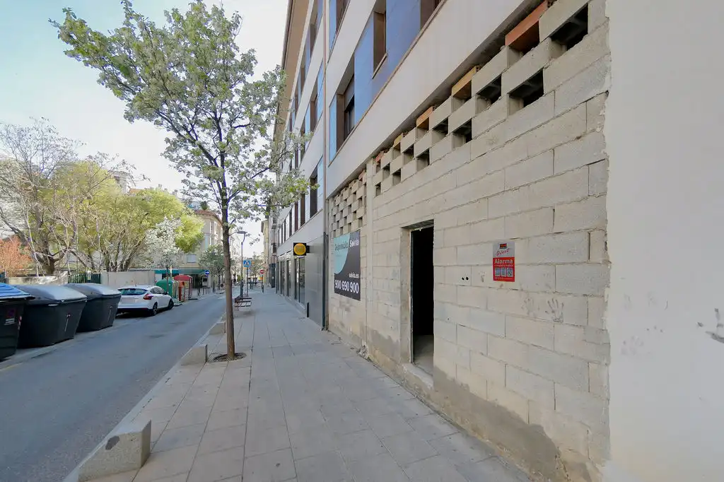 Local de lloguer a C/ Don Enrique Enríquez, Baza