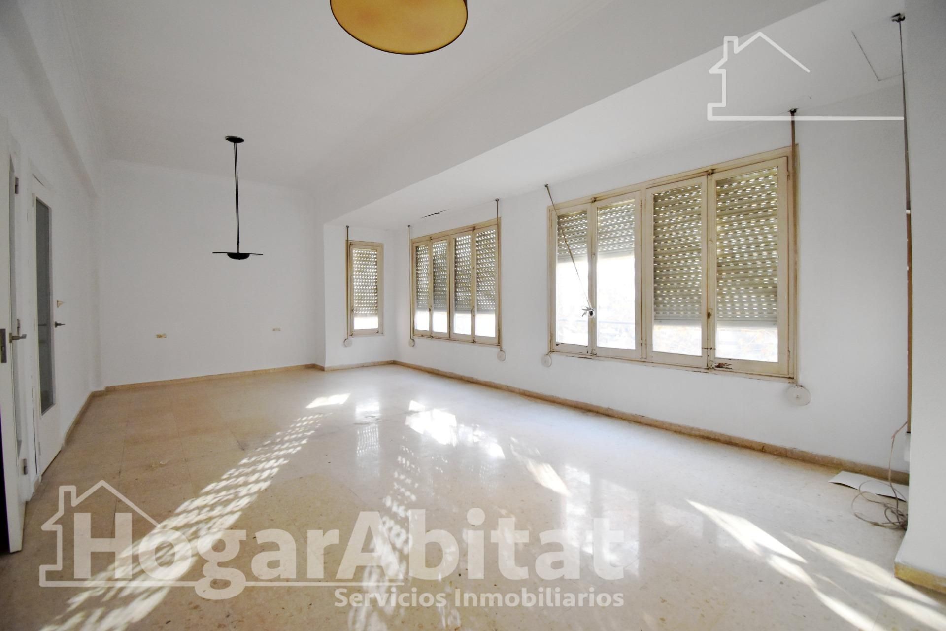 Living room of Flat for sale in Gandia  with Storage room