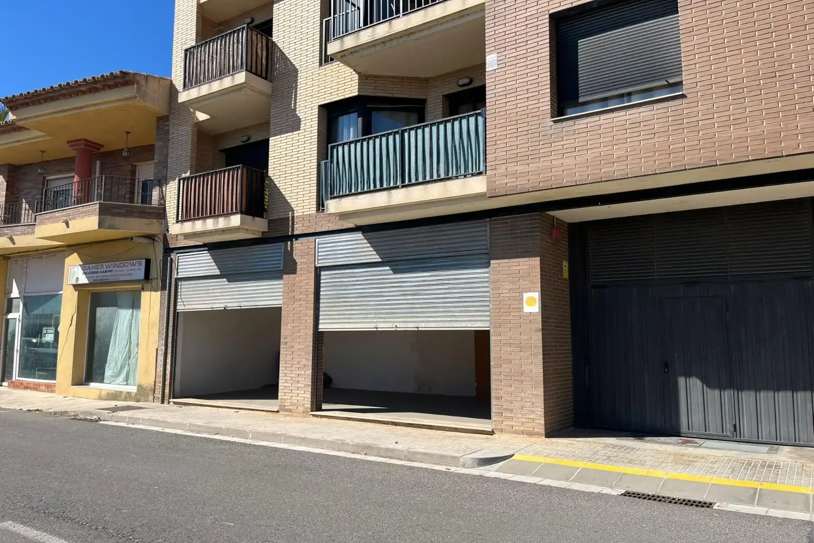 Business premises for sale in Carrer Antoni Gaudí, imagen 8
