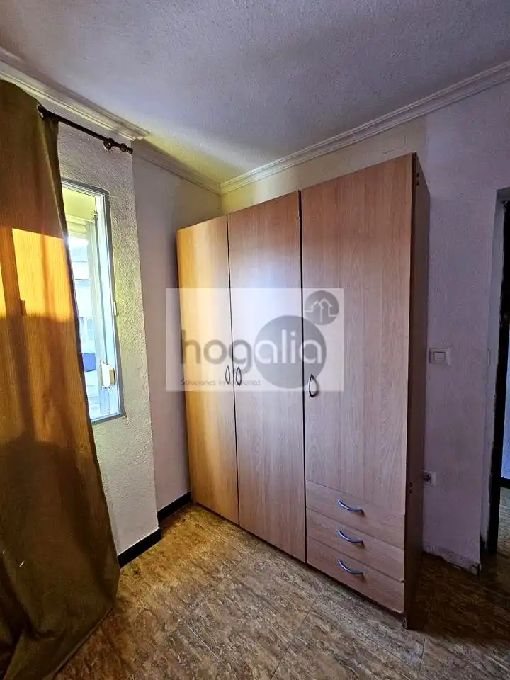 Schlafzimmer von Wohnung zur Miete in Sevilla mit Klimaanlage und Möbliert
