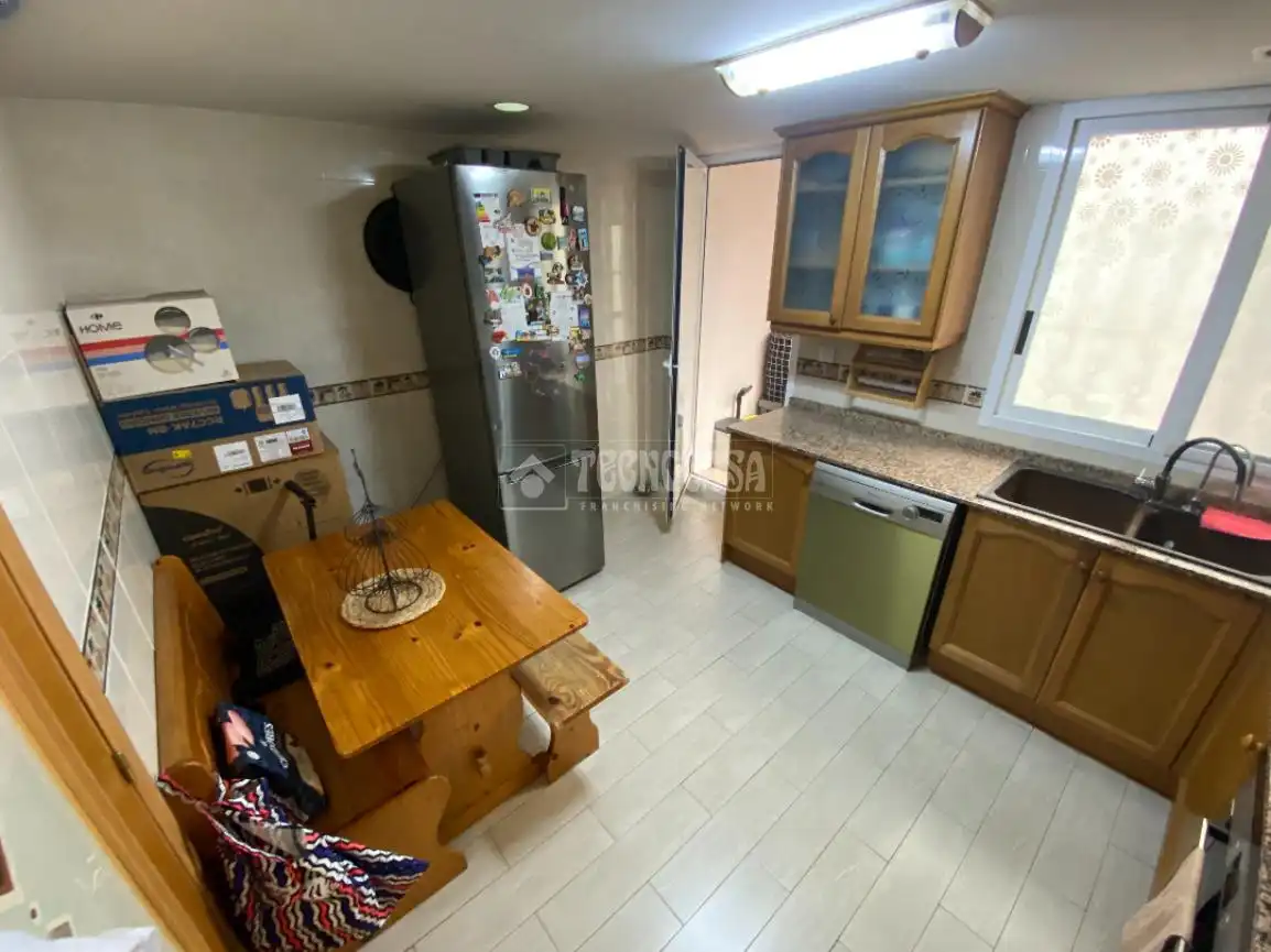 Cocina de Piso en venta en Paterna con Aire acondicionado, Terraza y Balcón