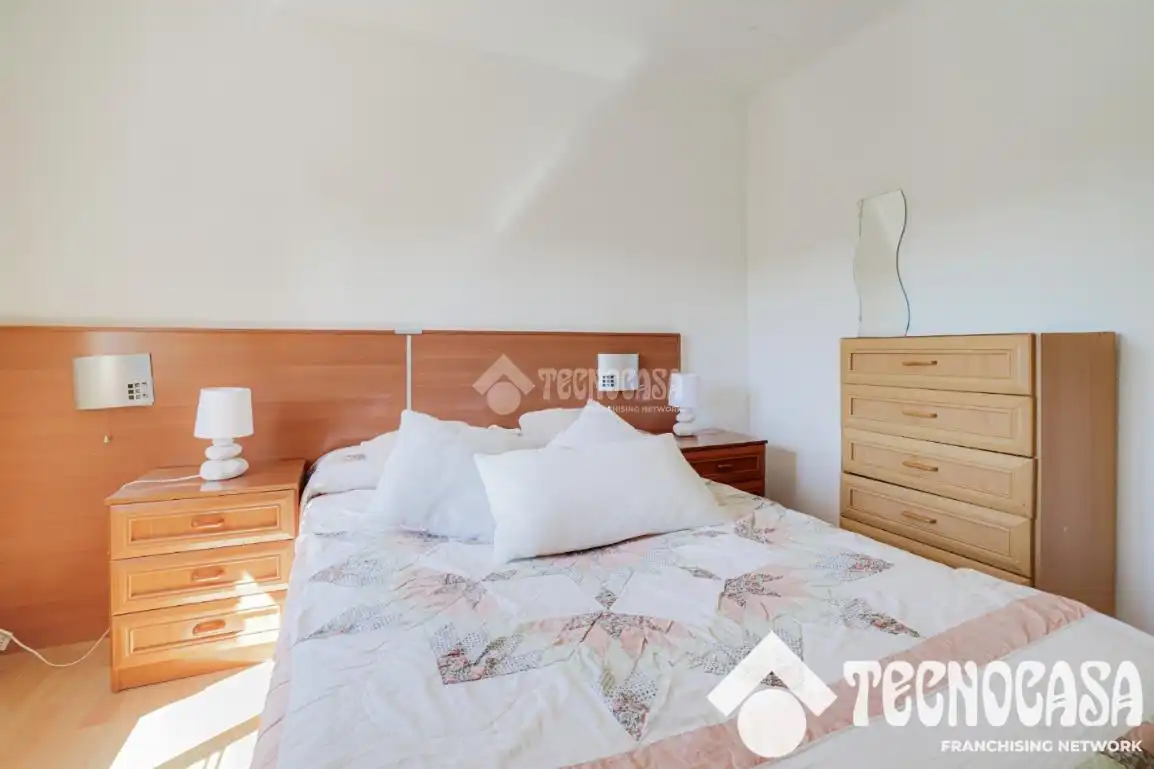 Habitación de Piso en venta en Badalona con Parquet