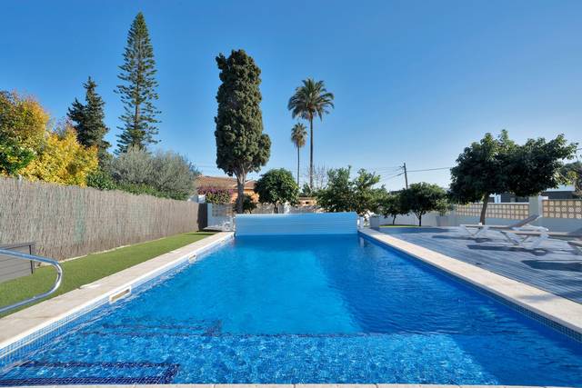 Casa adosada en Venta en San Pedro de Alcántara pueblo