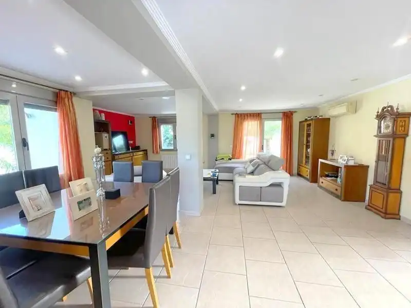 Casa con piscina in vendita a El Montgó, imagen 4
