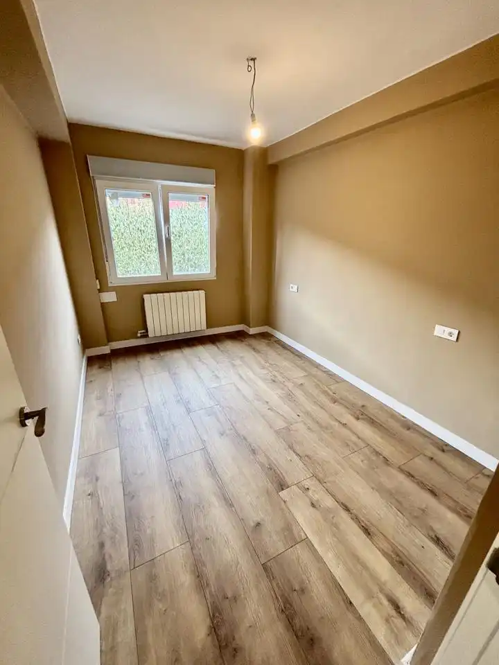 Piso con ascensor en venta en Calle de Eugenia Bueso, imagen 13