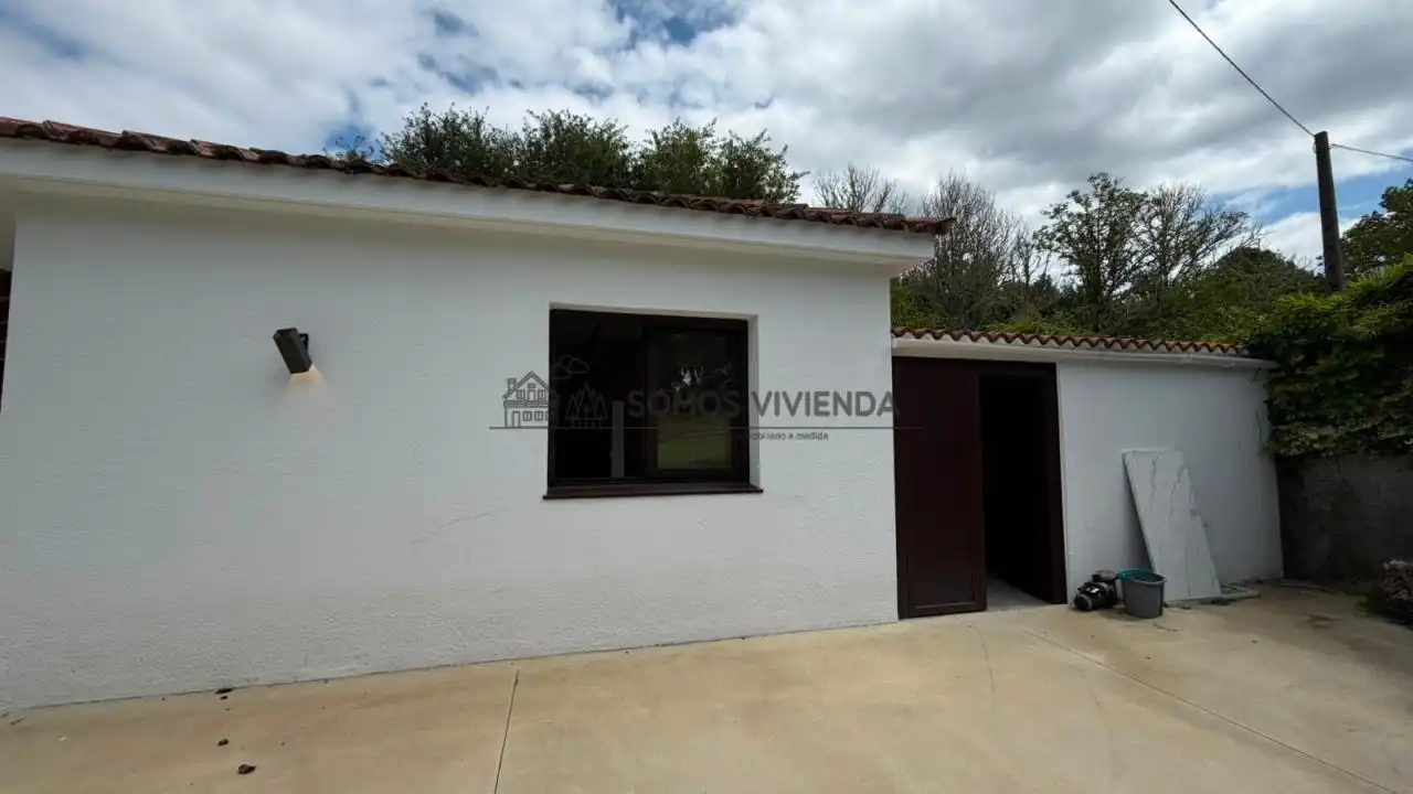 Jardí de Casa o xalet en venda en Ourense Capital  amb Calefacció, Jardí privat i Terrassa
