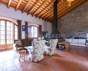 Wohnzimmer von Country house zum verkauf in Collsuspina mit Heizung, Privatgarten und Balkon