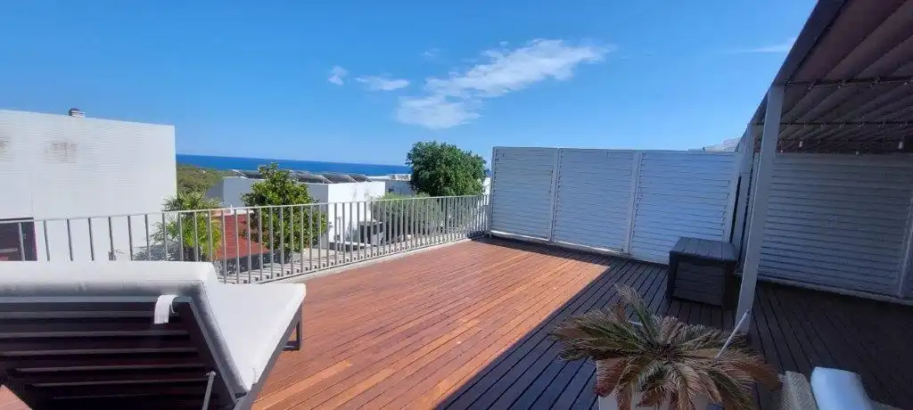 Terrassa de Dúplex en venda en Sant Pere de Ribes amb Aire condicionat, Calefacció i Jardí privat