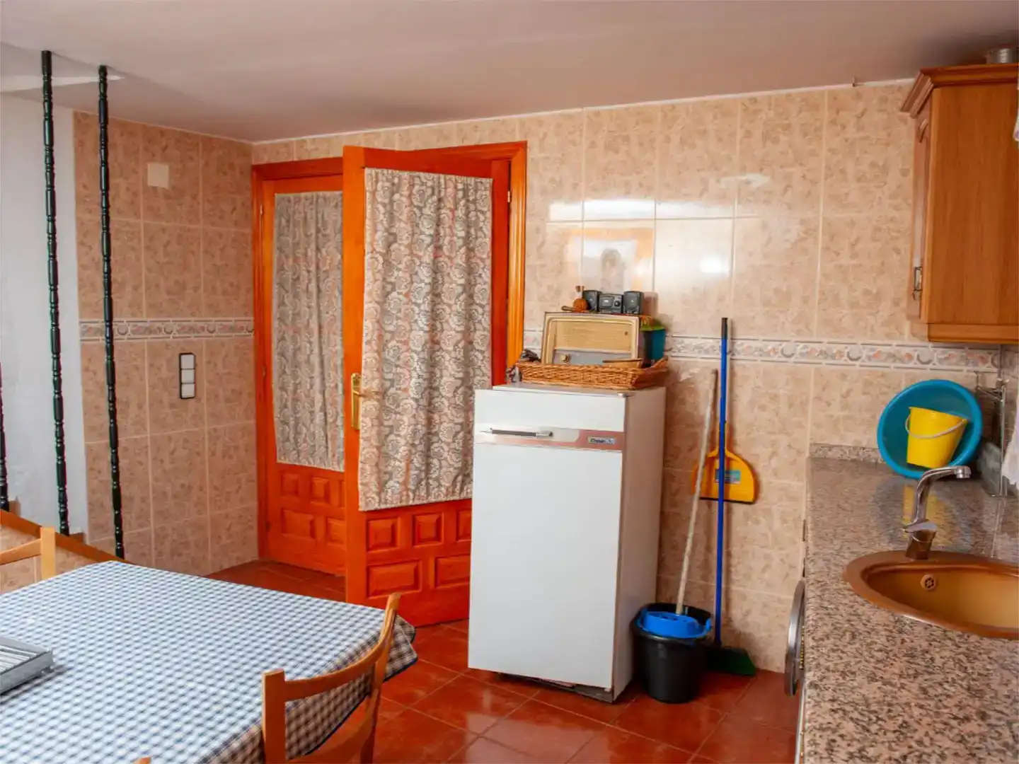 Cuina de Pis en venda en Villarroya de la Sierra amb Moblat