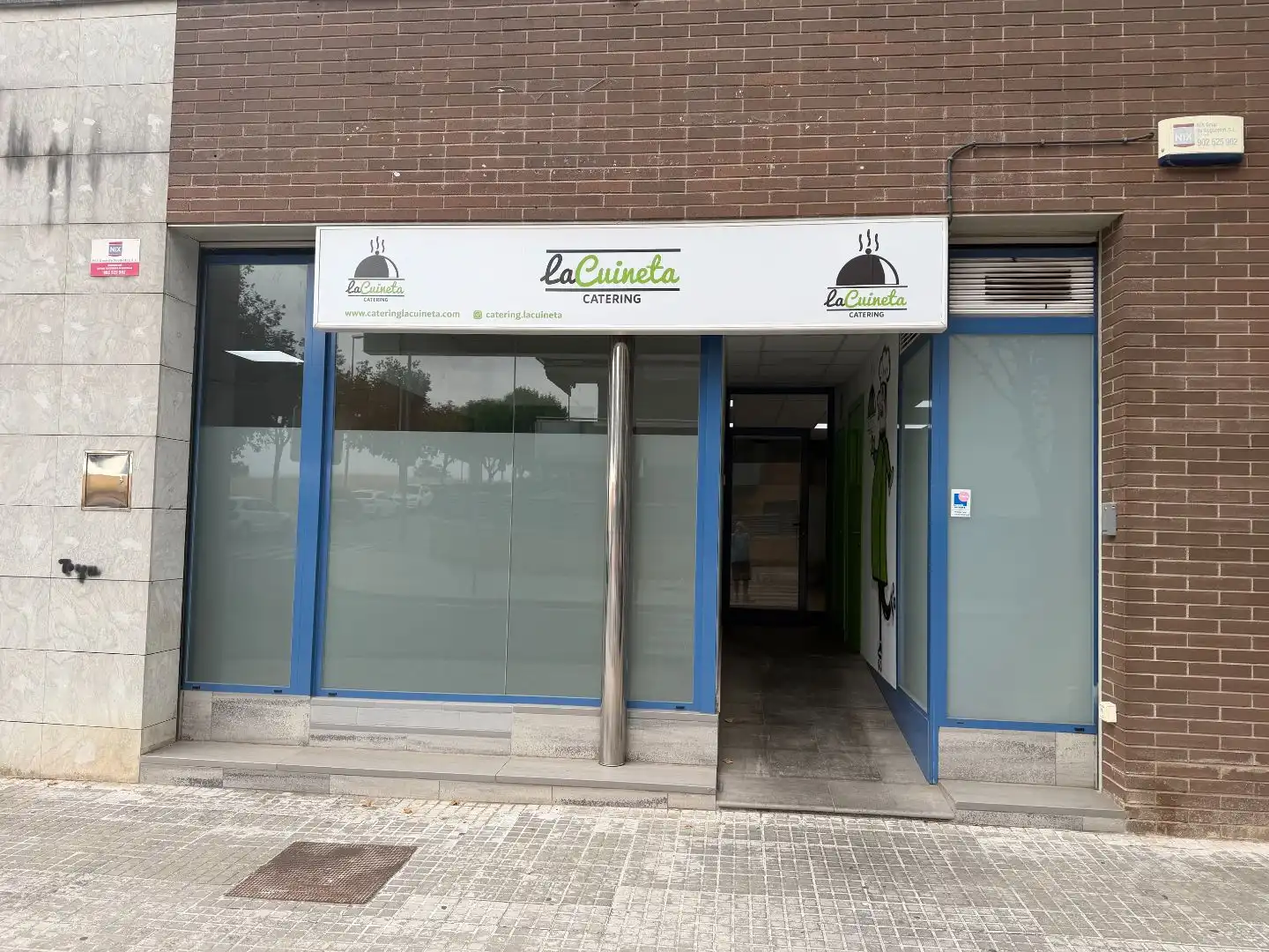 Local comercial de lloguer a Carrer del Canigó 2