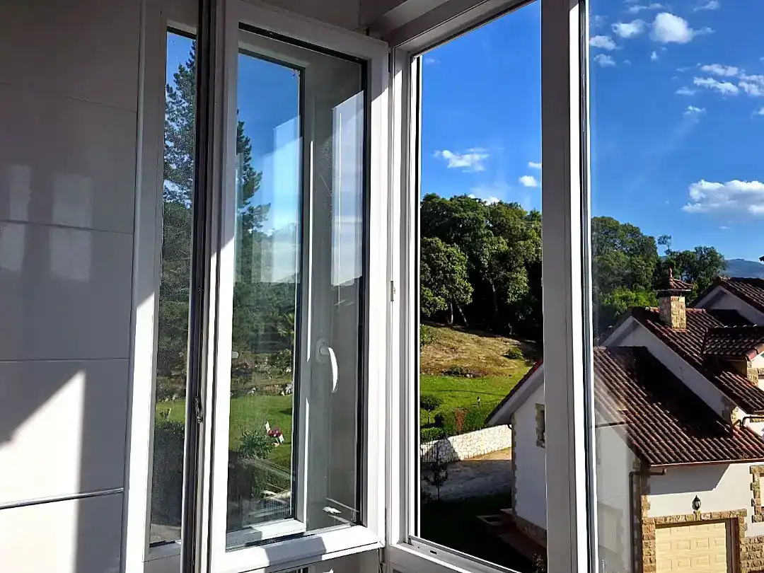 Terrasse von Wohnung zum Verkauf in Voto mit Schwimmbad und Balkon
