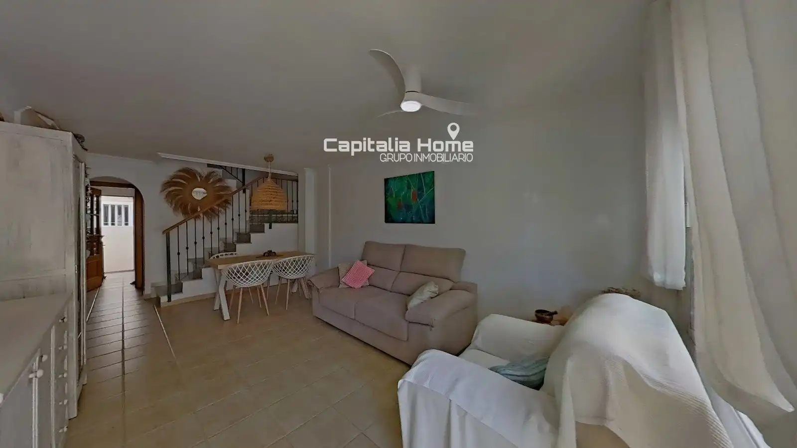 Wohnzimmer von Einfamilien-Reihenhaus zum Verkauf in Santa Pola mit Abstellraum, Schwimmbad und Möbliert