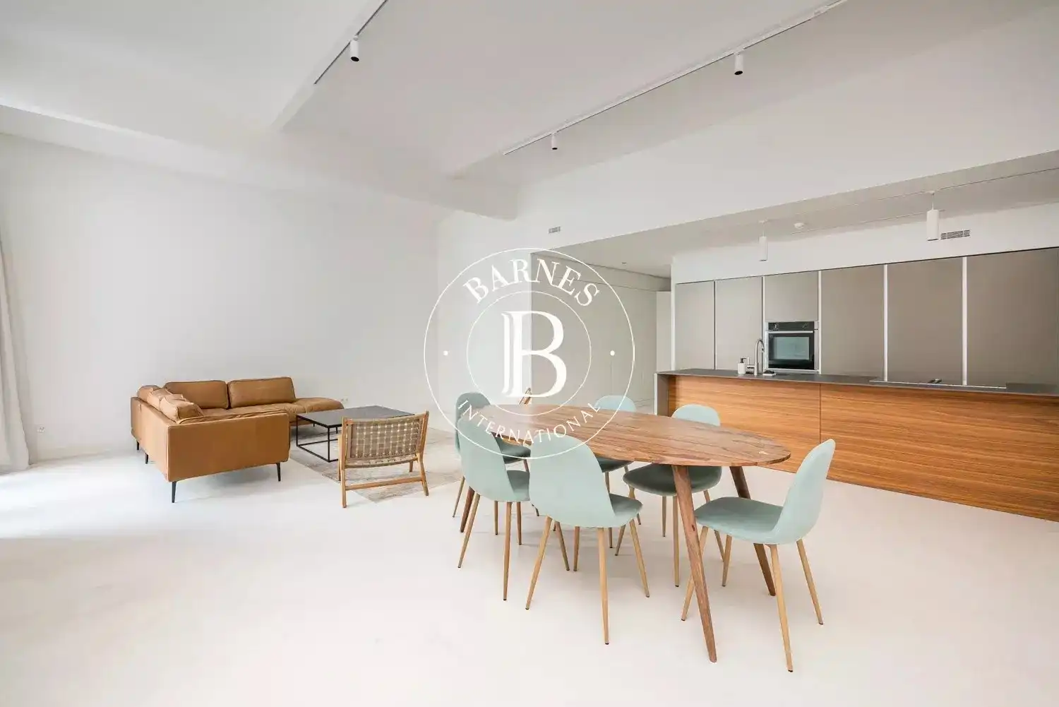 Living room of Flat for rent in Madrid  with Air Conditioner, Heating and Storage room