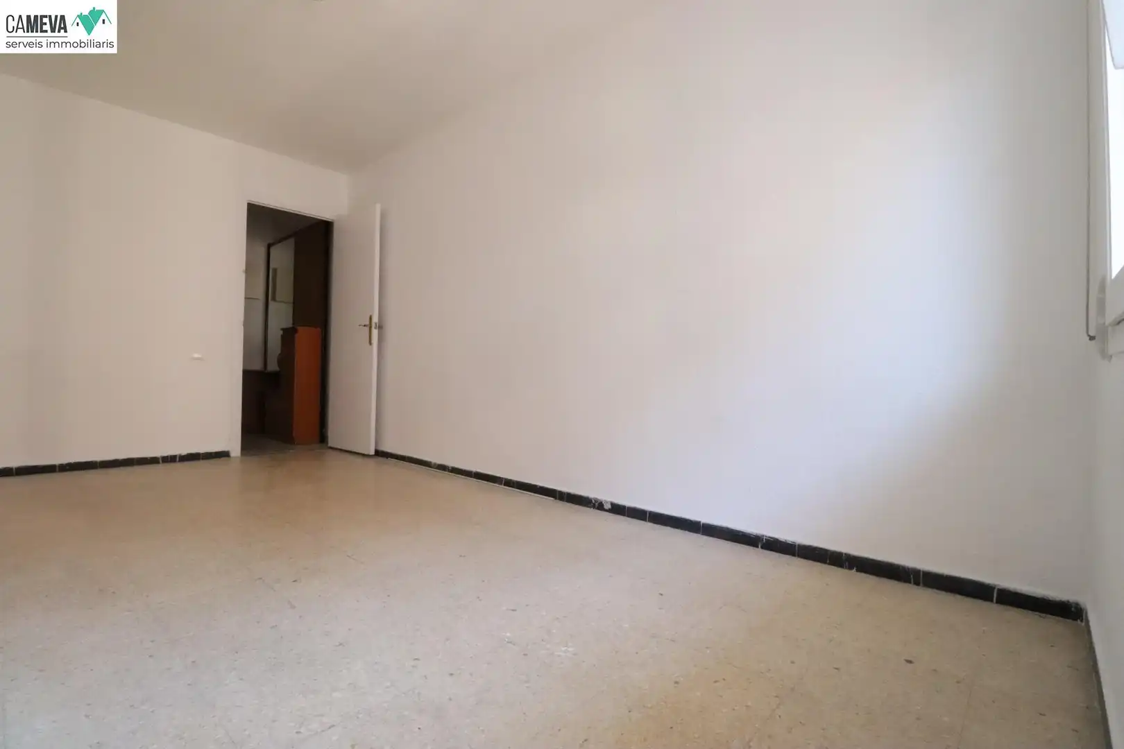 Sala d'estar de Pis en venda en Badalona amb Balcó