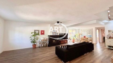 CHALET PAREADO EN VENTA EN LA ELIANA, imatge 4