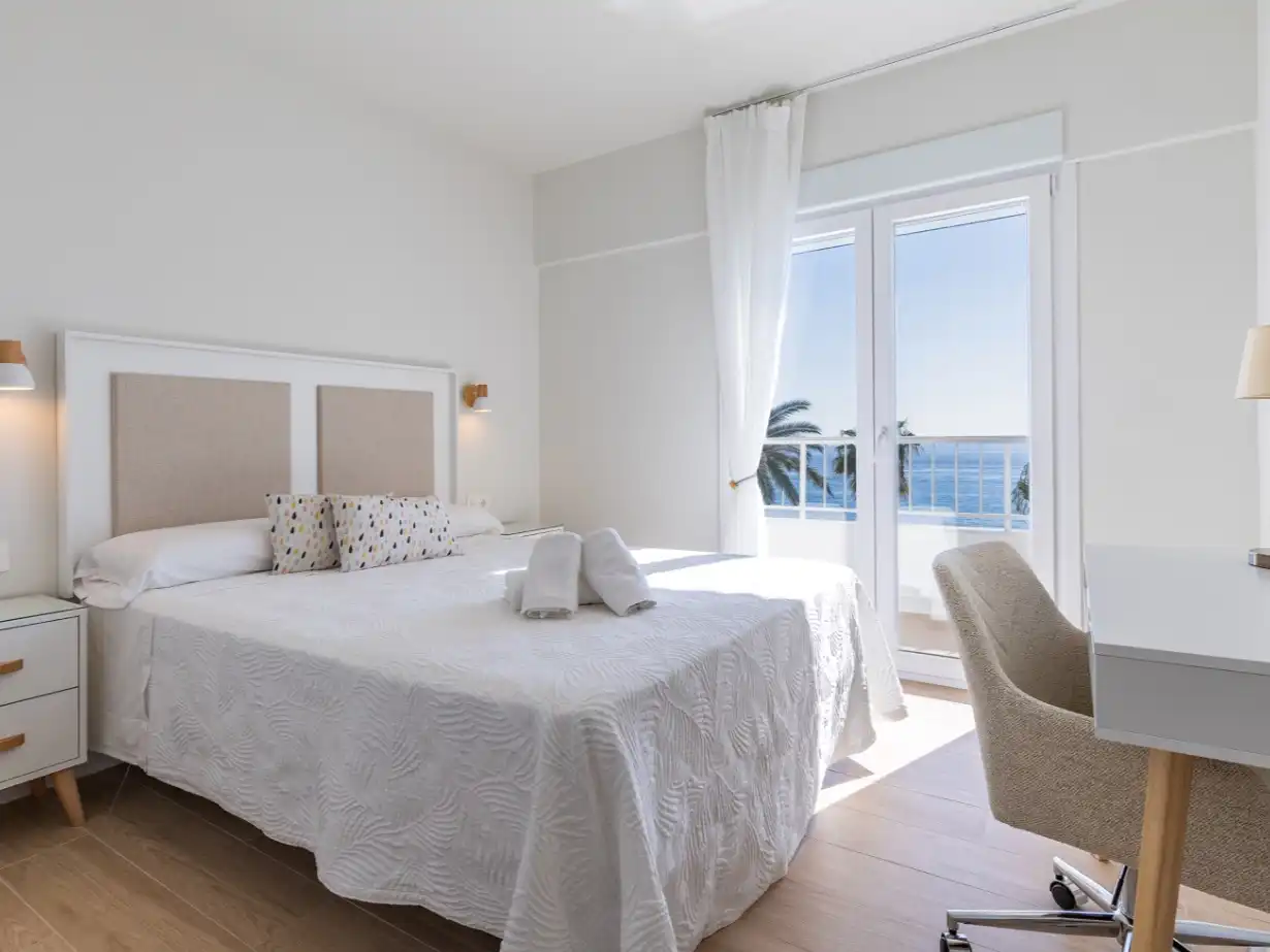Bedroom of Flat for rent in La Herradura