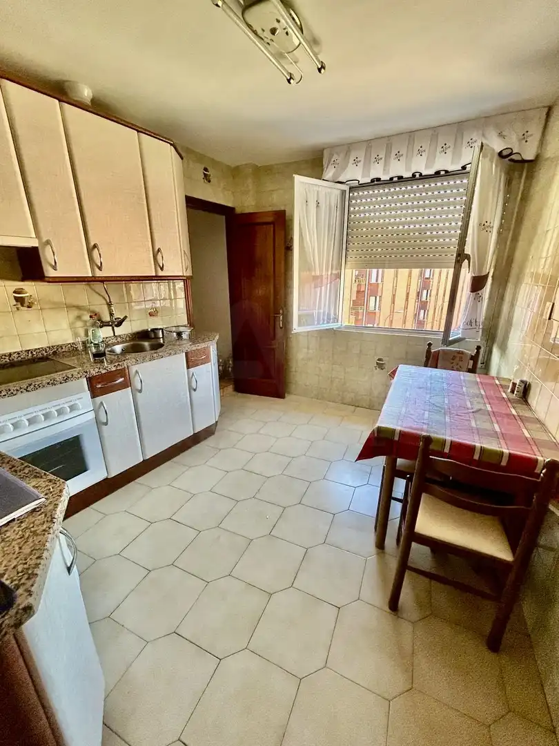 Kitchen of Houses for sale in La Bañeza   with Terrace