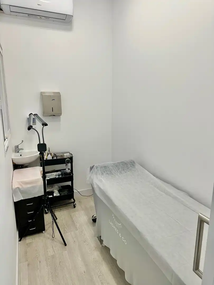 Schlafzimmer von Geschaftsraum zur Miete in Boadilla del Monte mit Klimaanlage und Möbliert