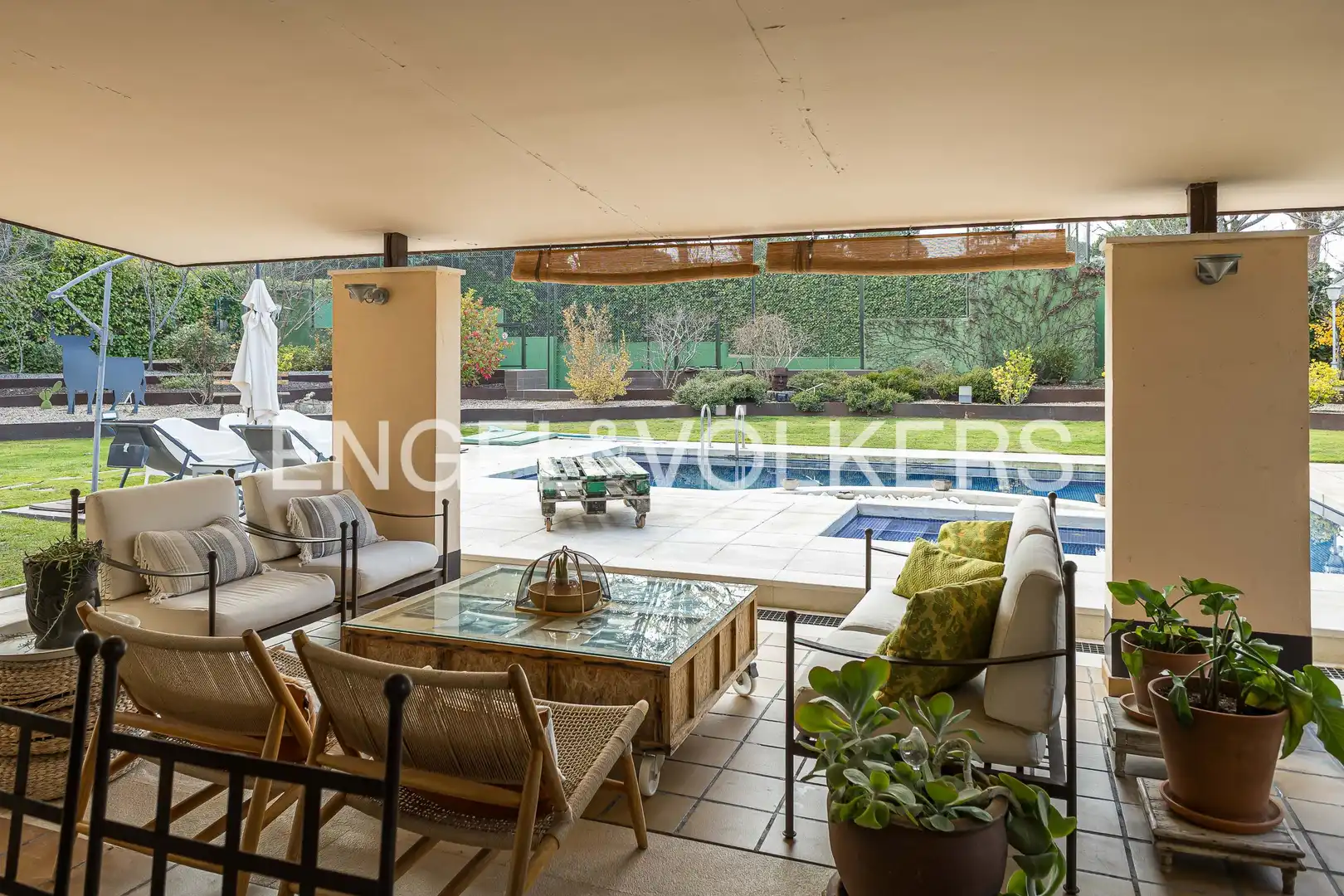 Terraza de Casa o chalet en venta en Boadilla del Monte con Aire acondicionado, Calefacción y Jardín privado