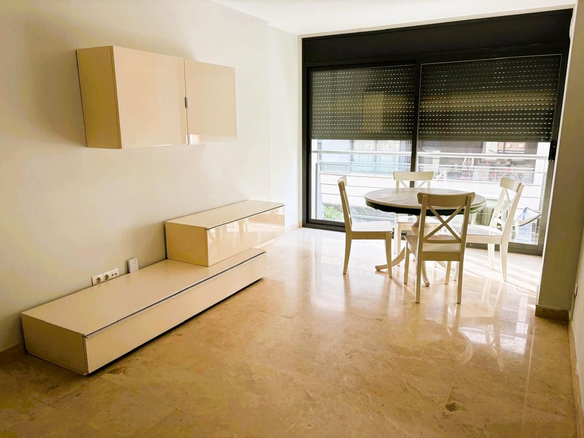 Pis de lloguer a de Josep Carner, Cappont