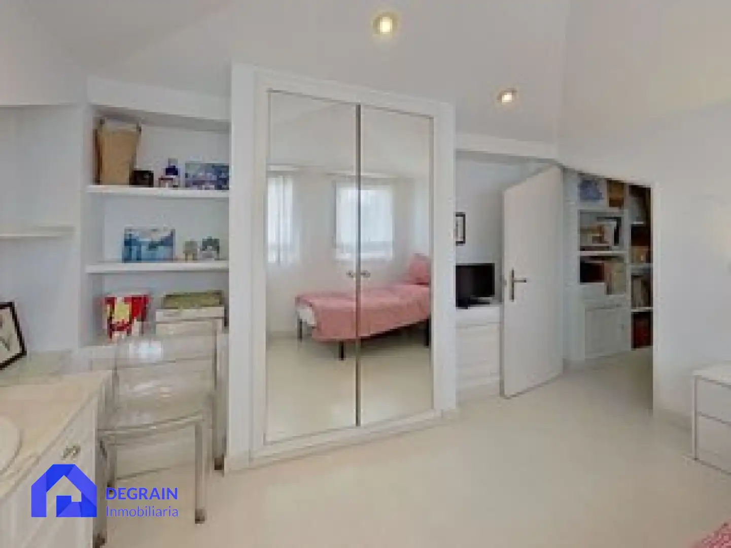 Bedroom of Flat for sale in Oviedo   with Heating and Storage room