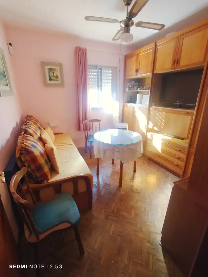 Sala de estar de Piso en venta en Sevilla con Jardín privado, Terraza y Amueblado