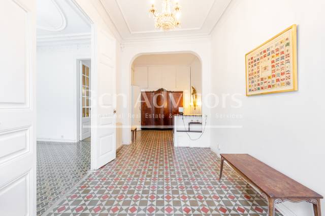 Piso en Venta en Carrer de Sant Pere Més Alt en Sant Pere, Sta. Caterina i la Ribera