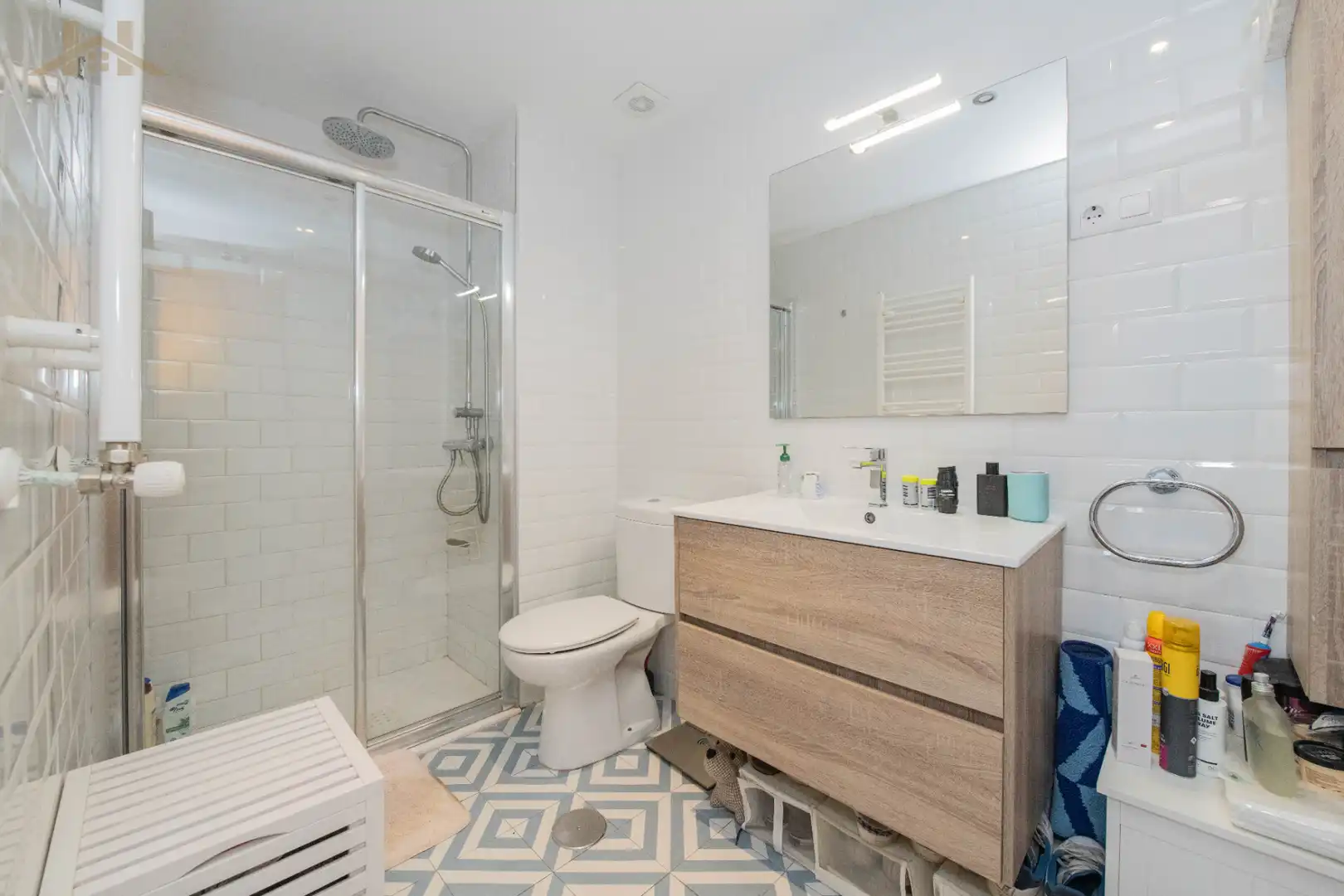 Bathroom of Flat for sale in Madrid  with Air Conditioner, Heating and Terrace