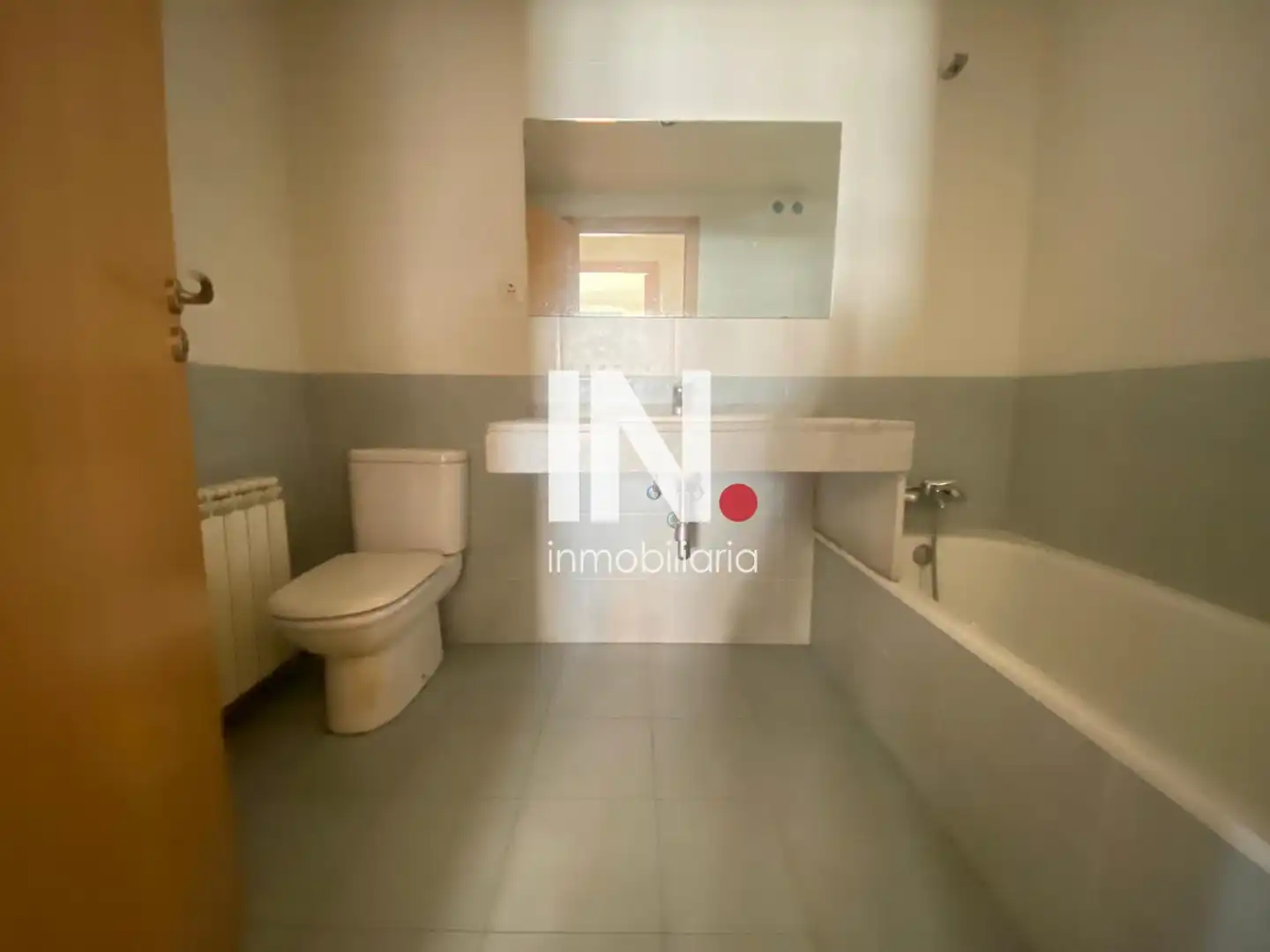 Baño de Piso en venta en Albatàrrec con Calefacción
