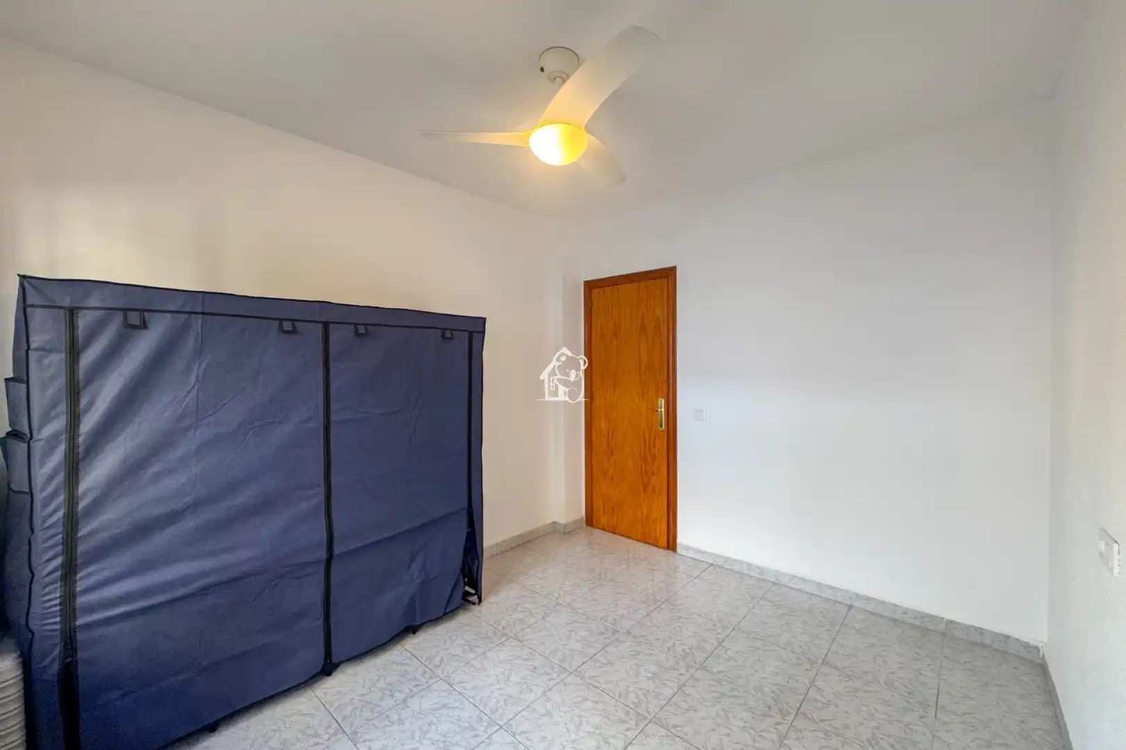 Habitación de Apartamento de alquiler en San Miguel de Salinas con Horno y Lavadora
