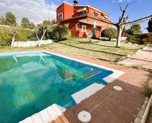 Swimming pool of House or chalet for sale in L'Alcora  with Air Conditioner, Heating and Private garden