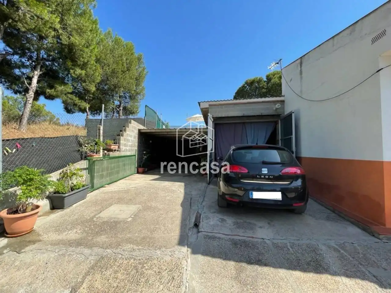 Vista exterior de Casa o chalet en venta en Torres de Segre con Jardín privado, Terraza y Piscina