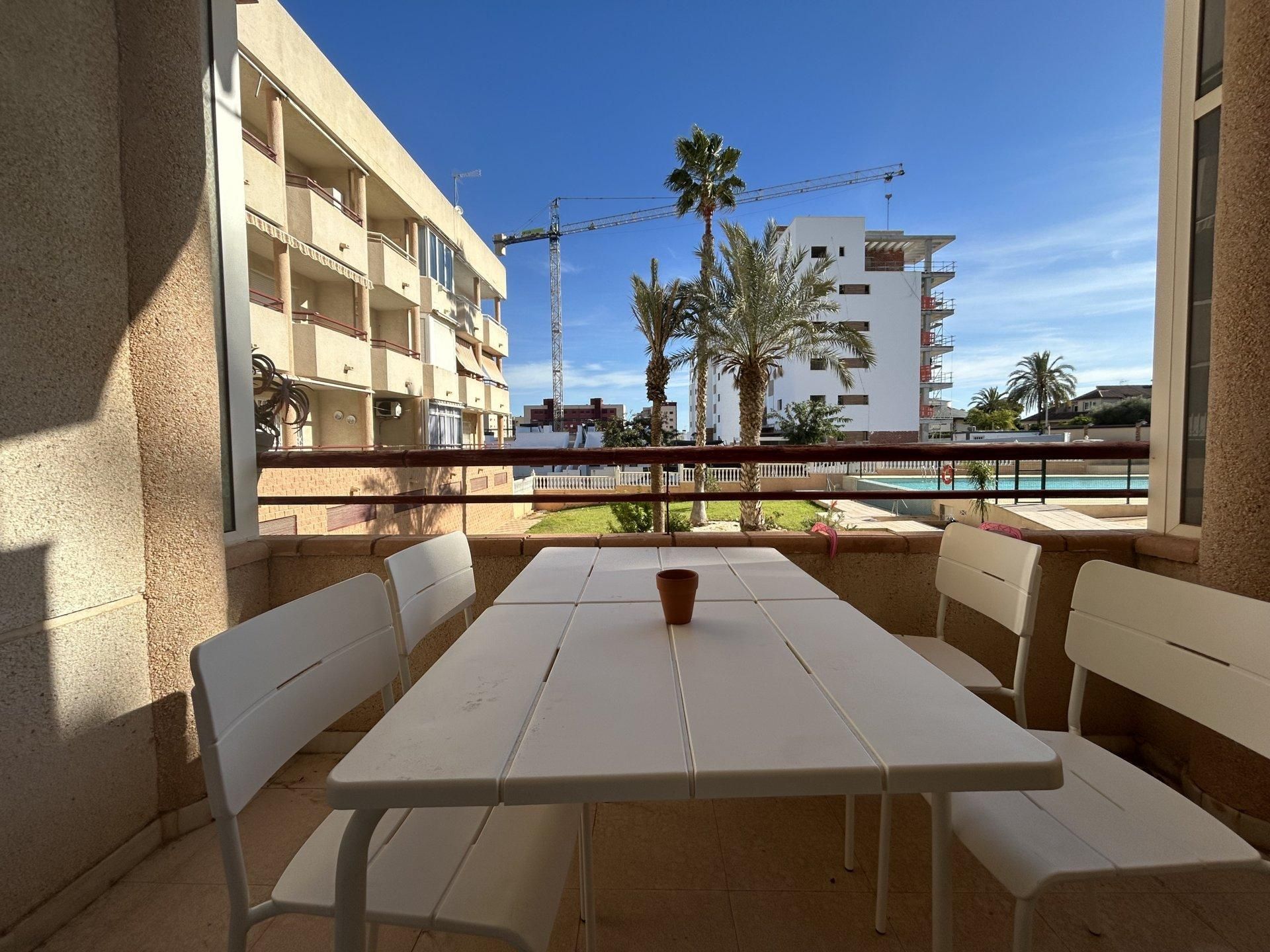 Terrassa de Estudi en venda en Pilar de la Horadada amb Jardí privat, Terrassa i Piscina comunitària
