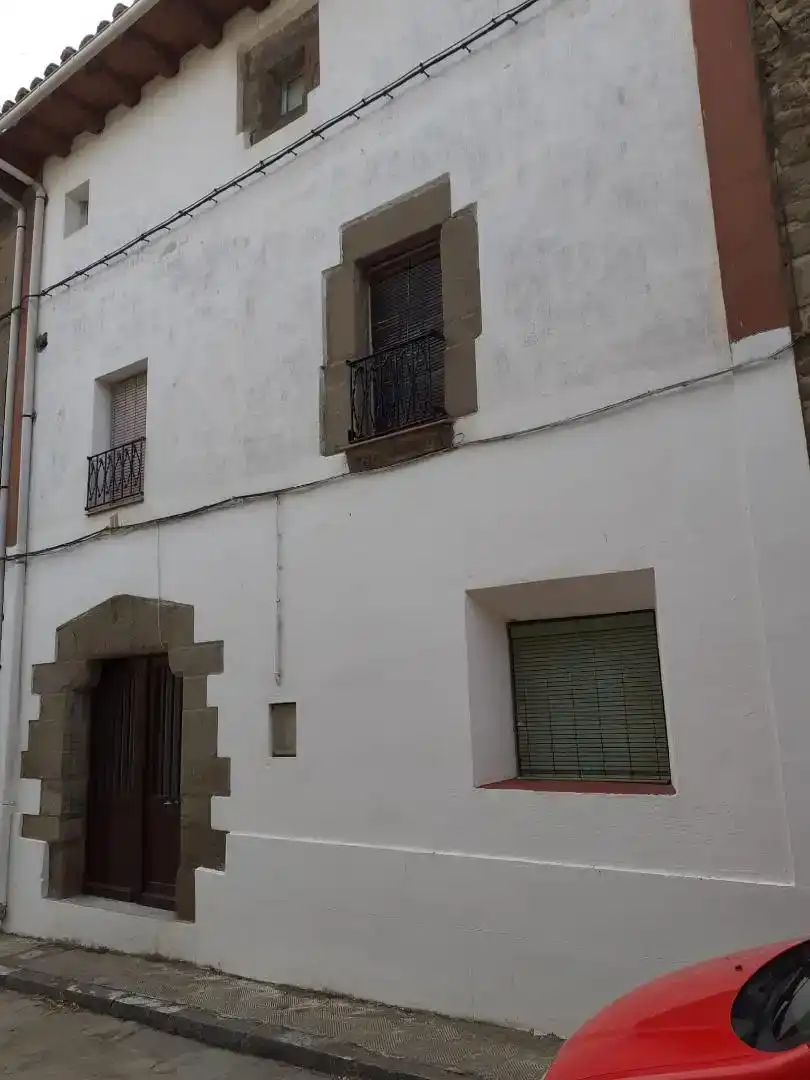 Vista exterior de Casa adosada en venta en Bailo con Amueblado, Horno y Lavadora