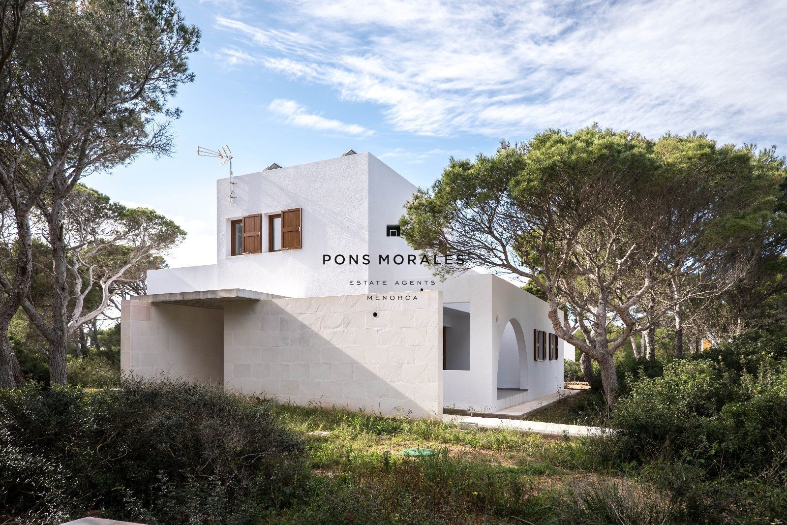 Vista exterior de Casa o xalet en venda en Ciutadella de Menorca amb Calefacció i Balcó