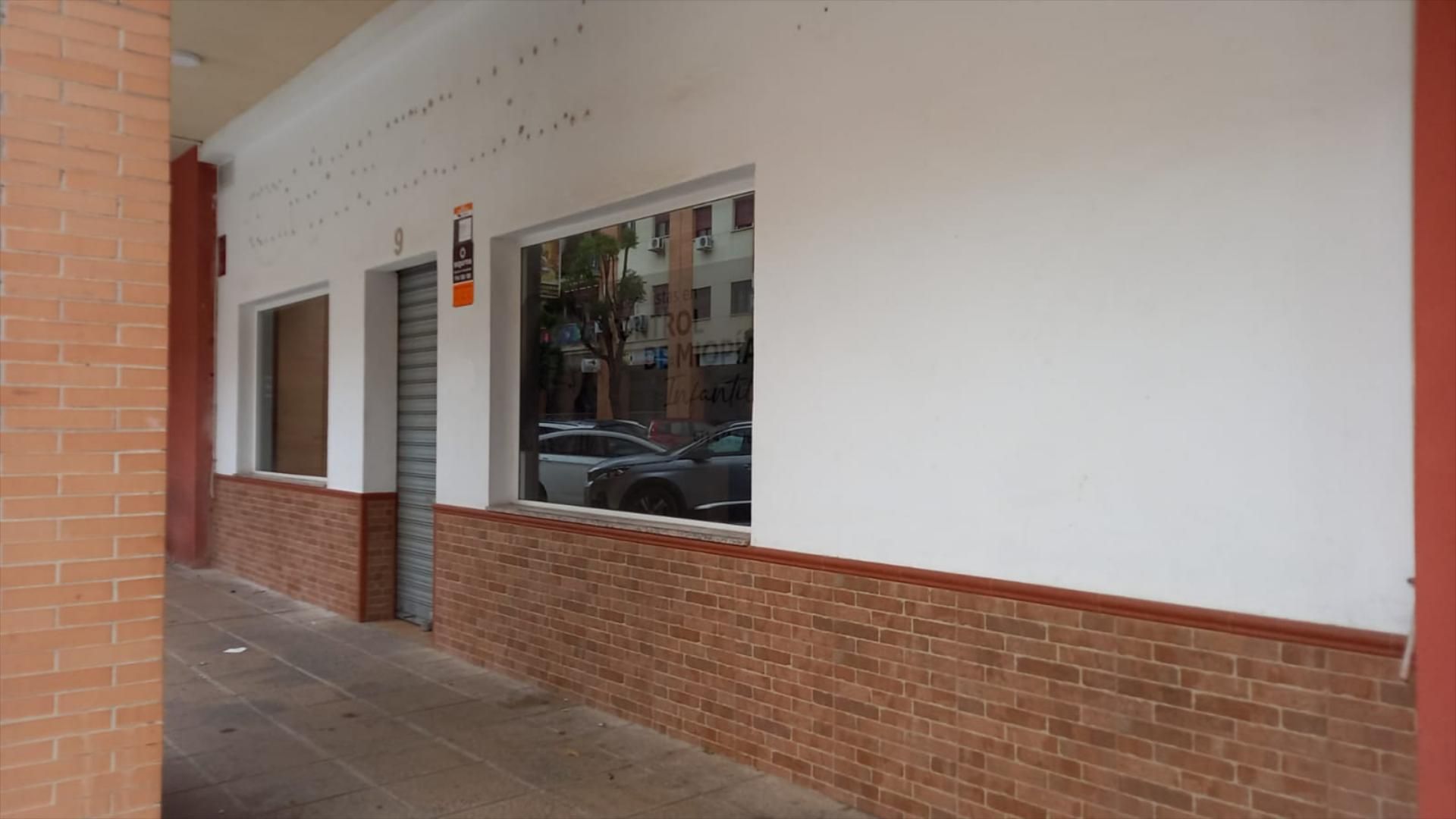 Local de alquiler en Nueva Alcalá