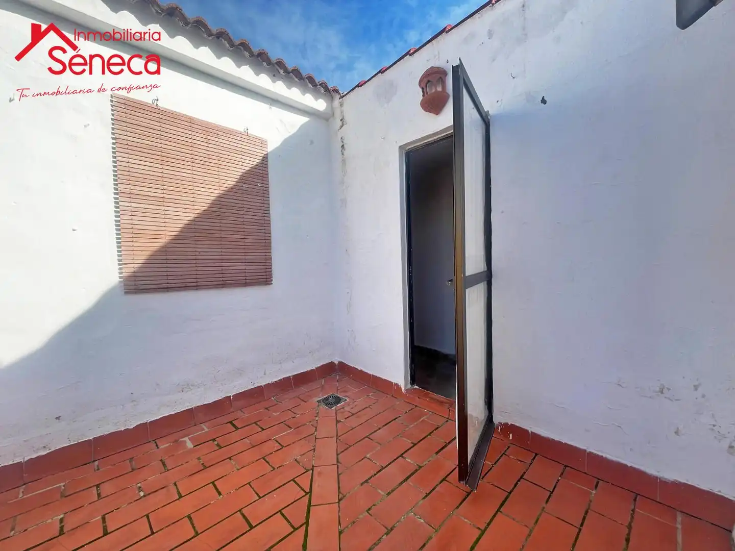 Vista exterior de Casa o chalet en venta en Córdoba con Terraza