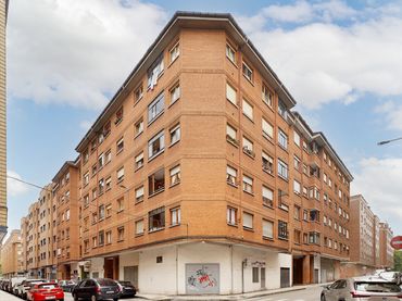 Piso con balcón en venta en Gijón - CL PEDRO PABLO