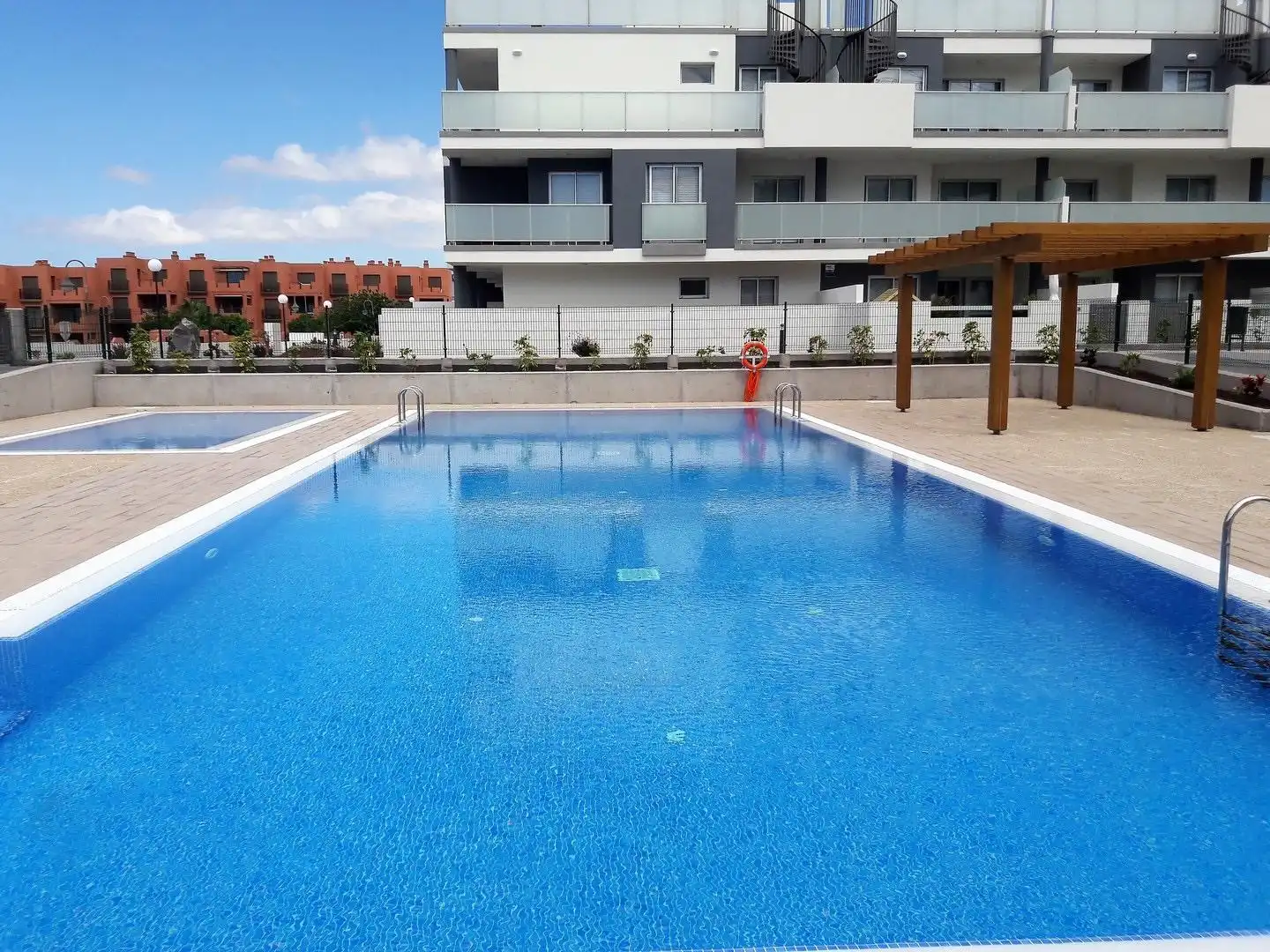 Schwimmbecken von Wohnungen zum Verkauf in Granadilla de Abona mit Terrasse, Abstellraum und Möbliert