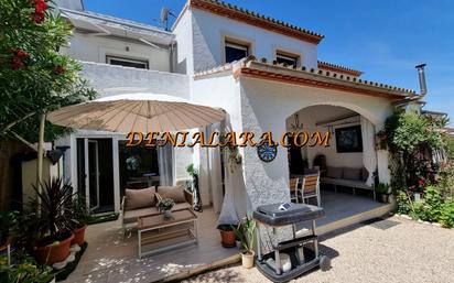 Exterior view of Single-family semi-detached for sale in Pedreguer  with Private garden, Terrace and Furnished