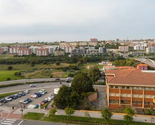 Vista exterior de Pis en venda en Santander