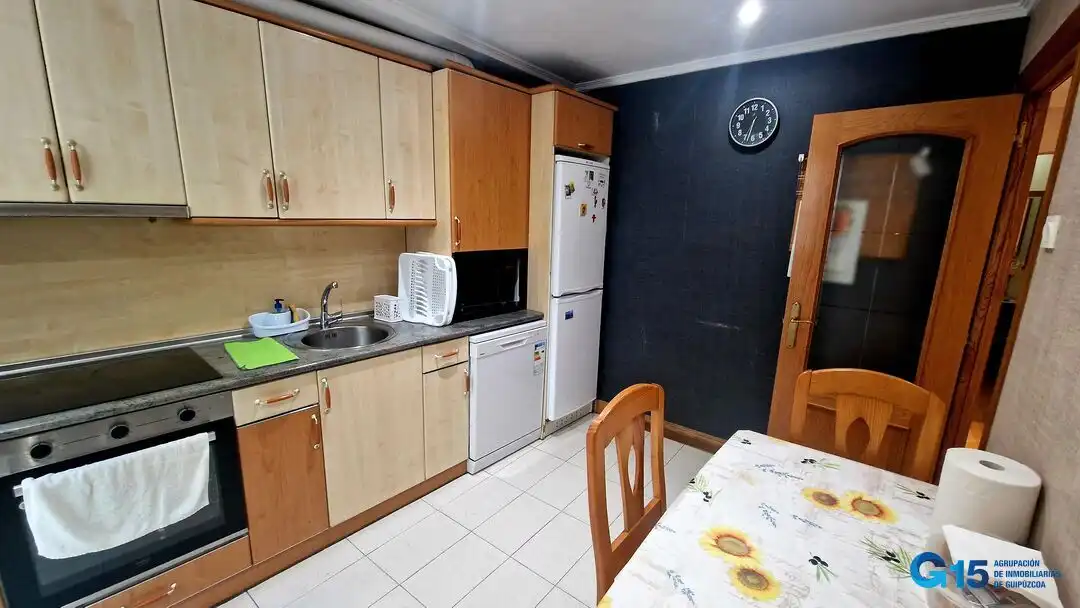 Flat for sale in Juan Ignacio Gamon Zumardia Aldapa, Erialdea / Centro