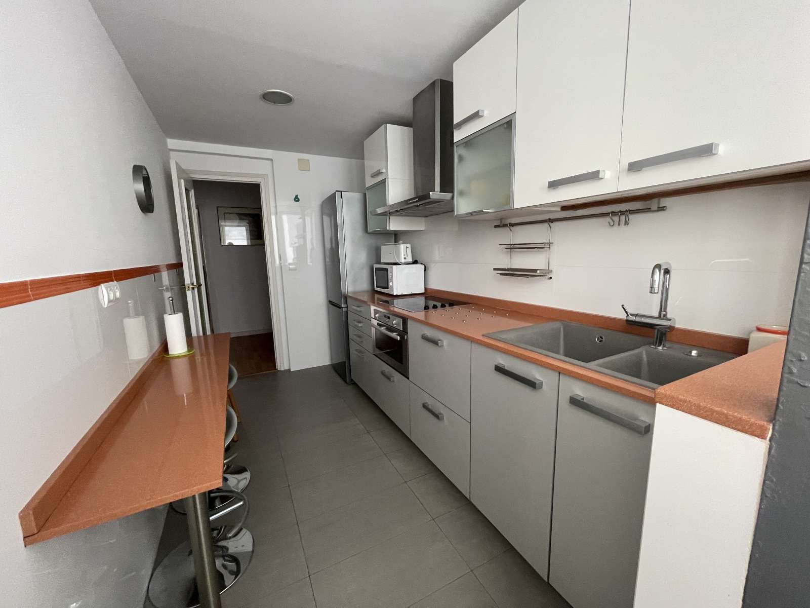 Cocina de Apartamento para compartir en  Valencia Capital con Aire acondicionado, Calefacción y Terraza