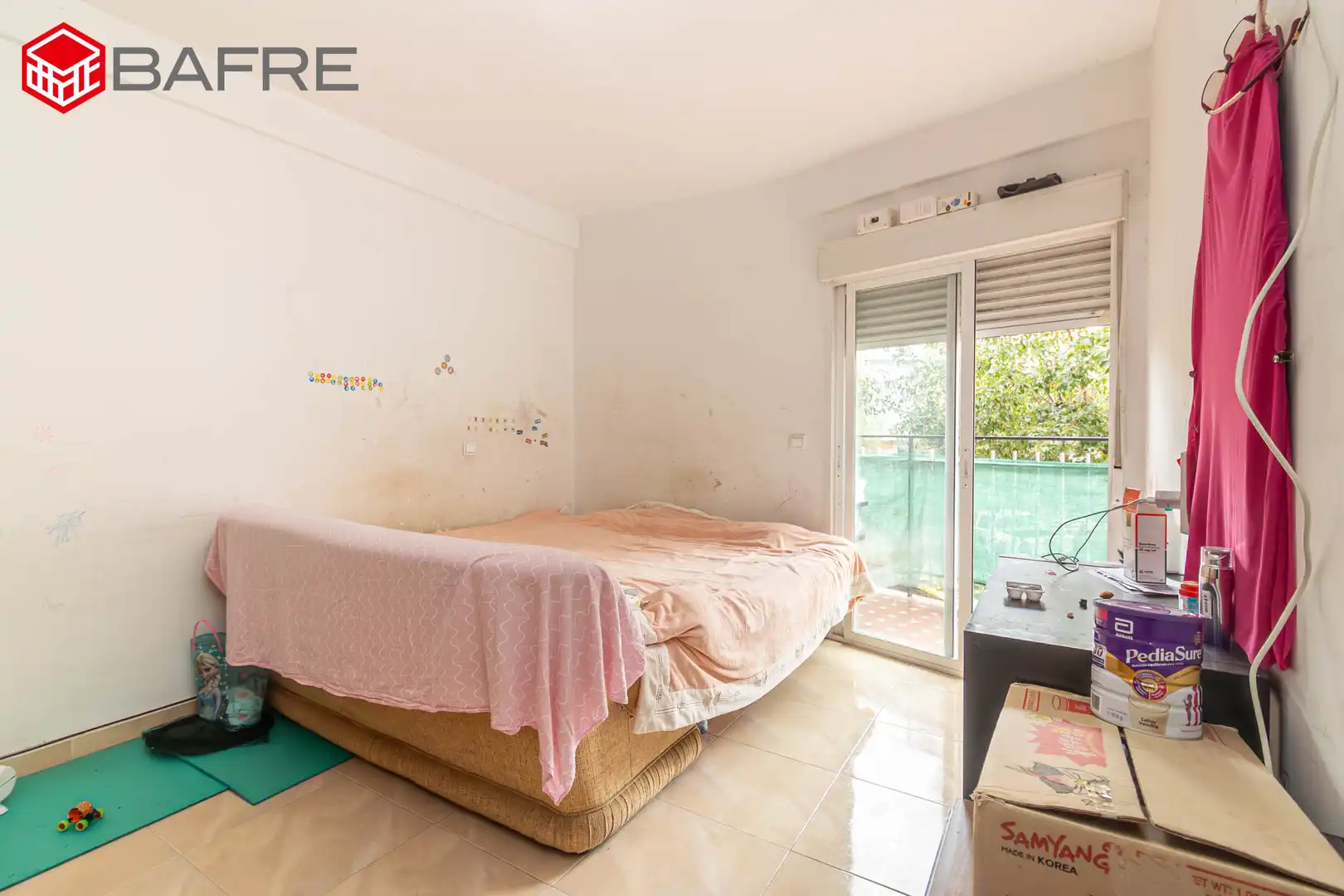 Piso en venta en Calle de la Laguna, Vista Alegre