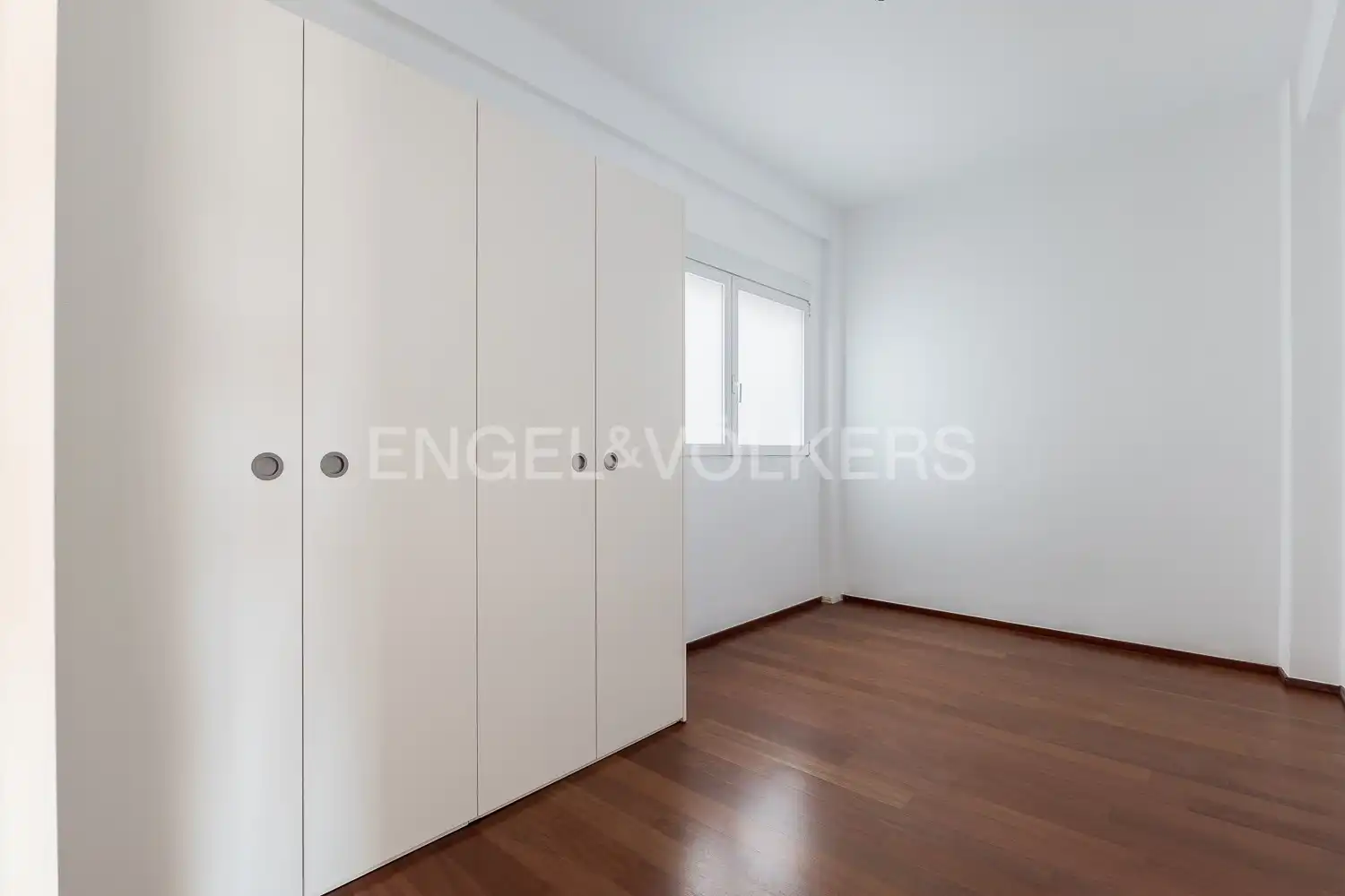 Habitación de Ático en venta en Valencia con Aire acondicionado, Calefacción y Parquet