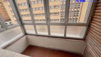 Terrassa de Pis en venda en Oviedo  amb Traster i Balcó