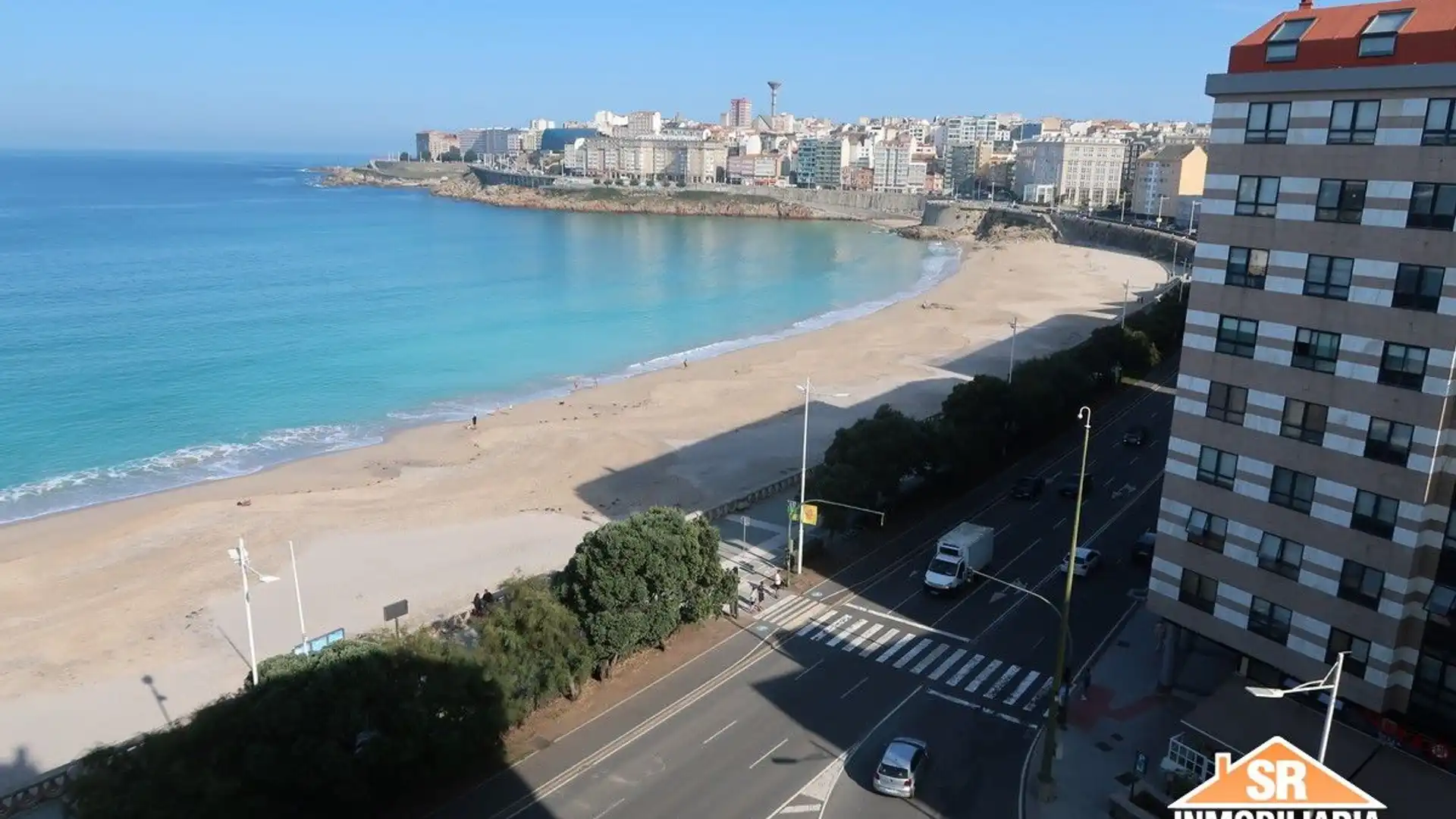 Vista exterior de Piso de alquiler en A Coruña Capital  con Calefacción, Parquet y Horno
