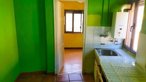 Edificio de tres plantas en Matarrosa del Sil, ideal para pisos vacacionales, imagen 5