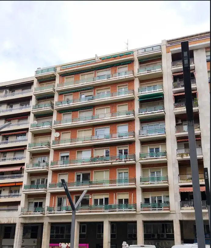 Piso con terraza en venta en GRAN VIA