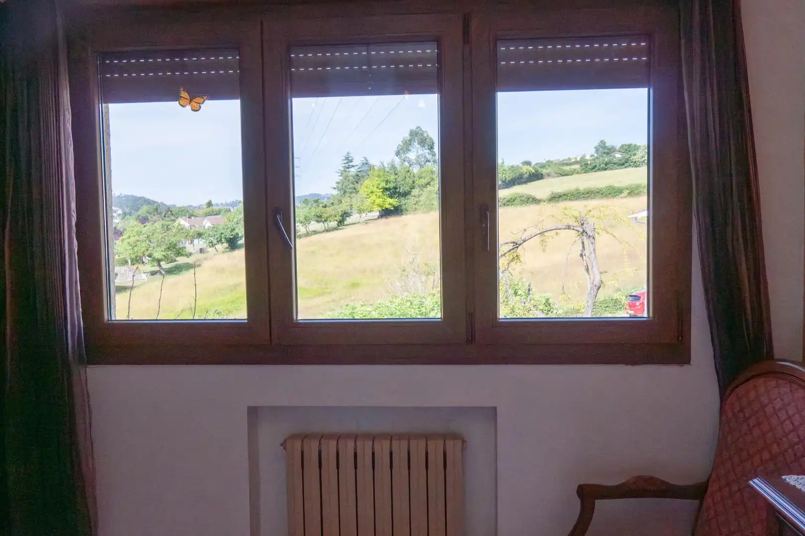 Dormitori de Casa o xalet en venda en Gijón  amb Calefacció, Jardí privat i Terrassa